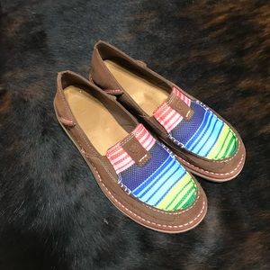 Ariat Cruisers BRAND NEW NEVER WORN**